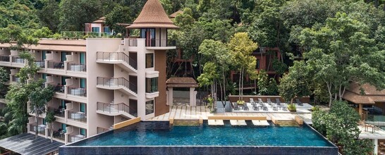 AVANI Ao Nang Cliff Krabi Resort 