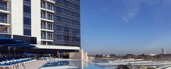 AVANI Palm View Dubai Hotel & Suites