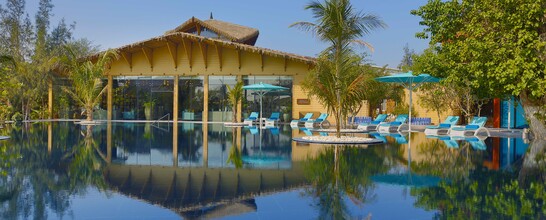 Anantara World Islands Dubai Resort