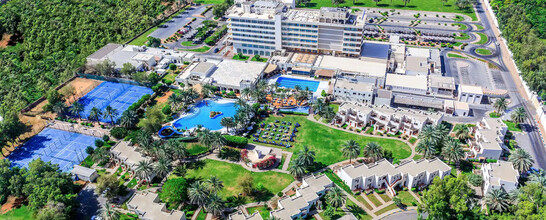 Radisson Blu Hotel & Resort, Al Ain