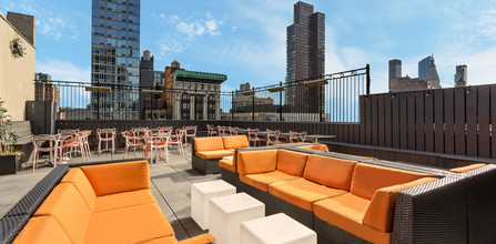 NYMA, The New York Manhattan Hotel