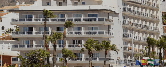 Hotel Las Arenas Affiliated by Meliá