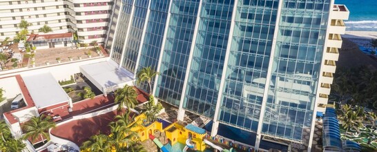 Crown Paradise Club All-Inclusive Resort Cancun