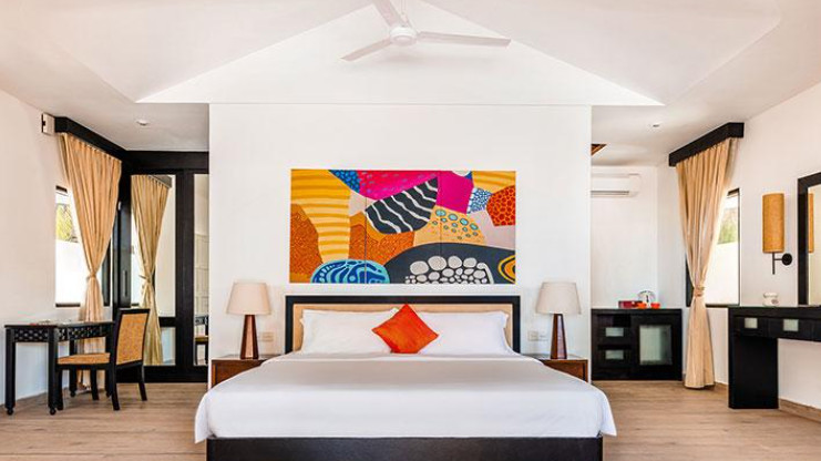 Deluxe Beachfront Pool Villa