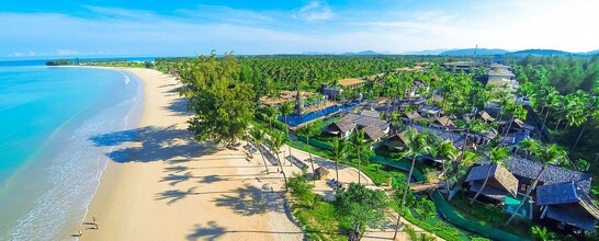 Graceland Khaolak Beach Resort