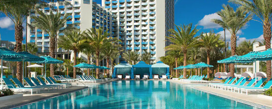 Hilton Orlando Buena Vista Palace Disney Springs Area