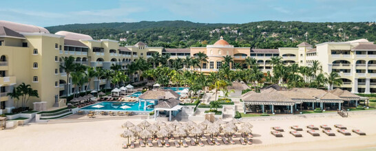 JOIA Rose Hall by Iberostar