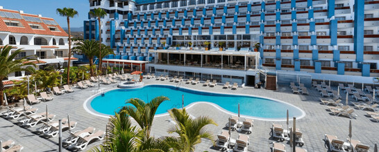 Paradise Park Fun Lifestyle Hotel