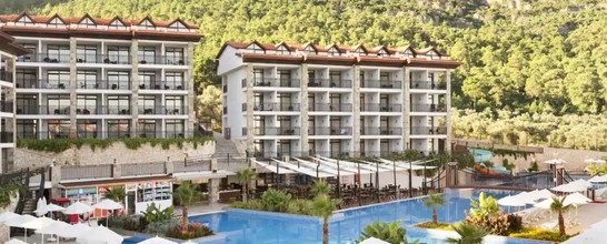 Ramada Resort by Wyndham Akbuk