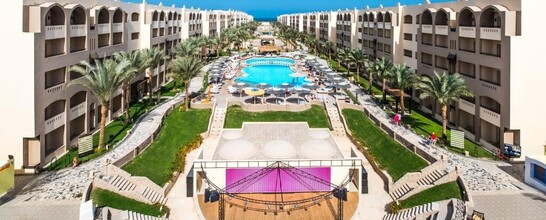 El Karma Aqua Beach Resort