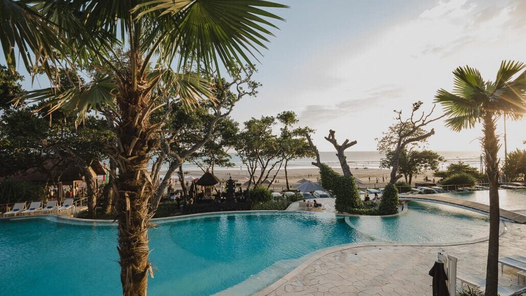 Double Six Luxury Hotel