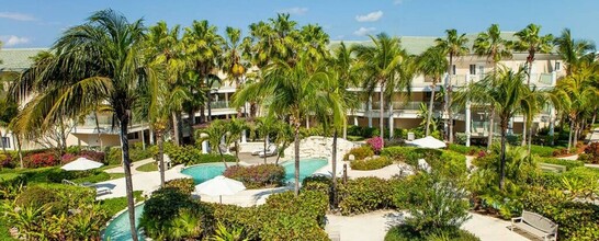 The Sands at Grace Bay 