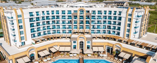 The Lumos Deluxe Resort Hotel & Spa