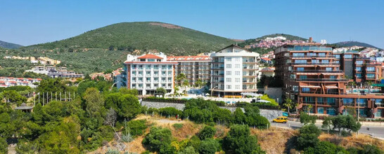 Ramada Hotel & Suites by Wyndham Kusadasi