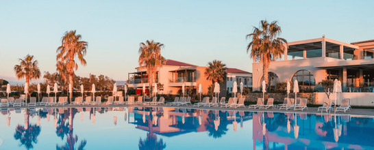 Almyros Beach Resort & Spa