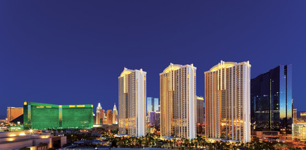 The Signature at MGM Grand