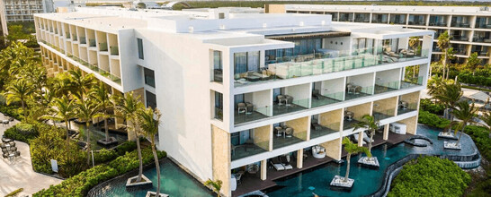 Grand Palladium Select Costa Mujeres