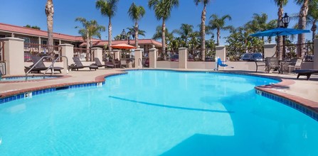 Days Inn by Wyndham Anaheim Near the Park