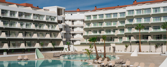 Gara Suites Golf & Spa