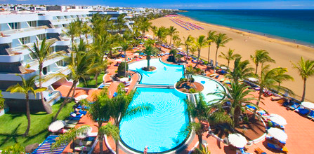 Plus Fariones Suite Hotel