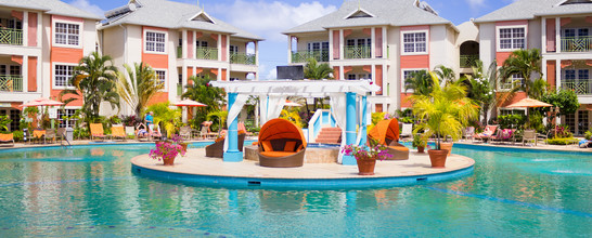 Bay Gardens Beach Resort & Spa