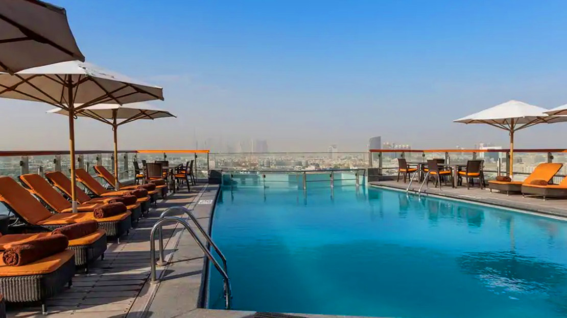 Golden Sands Hotel Creek