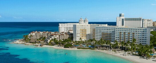 Dreams Sands Cancun Resort & Spa