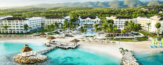 Hyatt Ziva Rose Hall Image