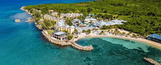 Jewel Paradise Cove Adult Beach Resort & Spa