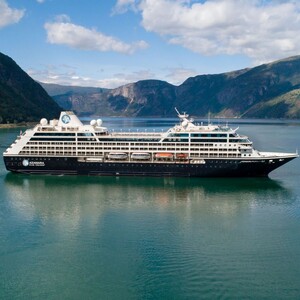5* Azamara Pursuit