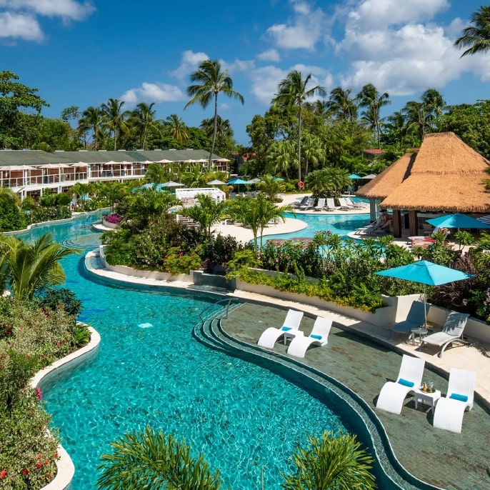 Sandals Halcyon Beach